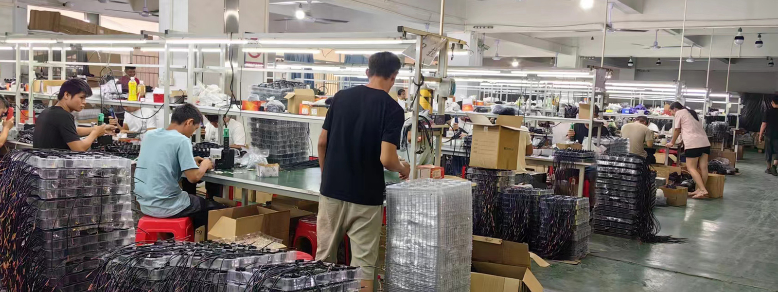 Guangzhou Baobao Lighting Co., Ltd. สายการผลิตของผู้ผลิต